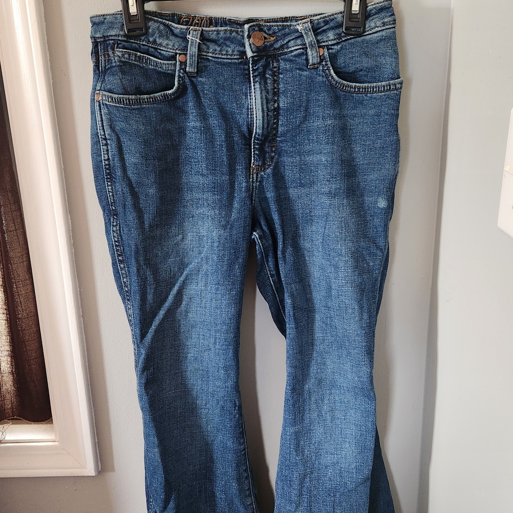 Wrangler Super Flarr Ladies Jeans in Deep Blue